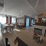 Pine Hills Apartment 3*