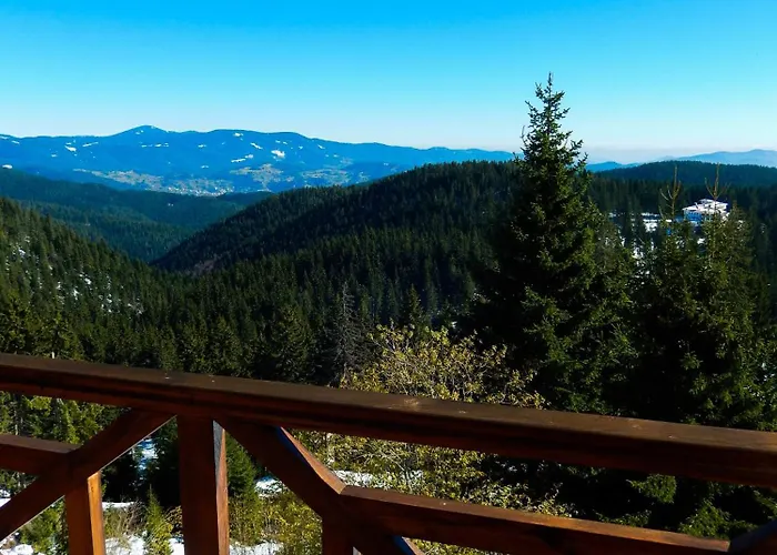 Lägenhetshotell Pine Hills 3*