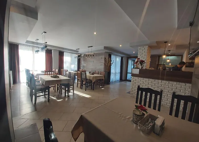 Pine Hills Aparthotel 3*