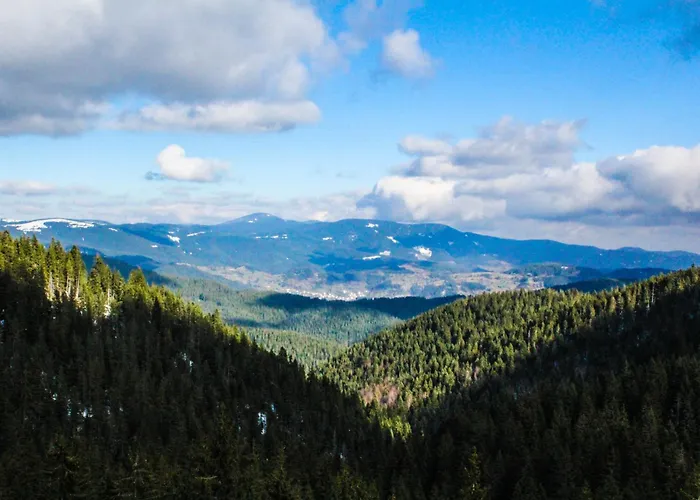 Pine Hills Aparthotel