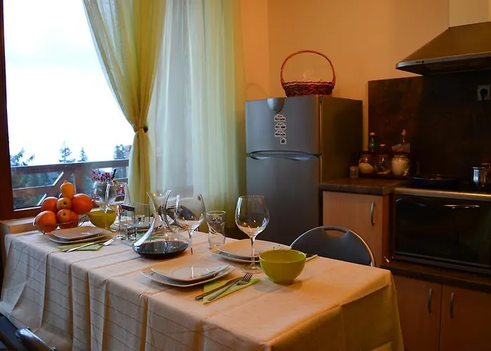 Pine Hills Lägenhetshotell 3*